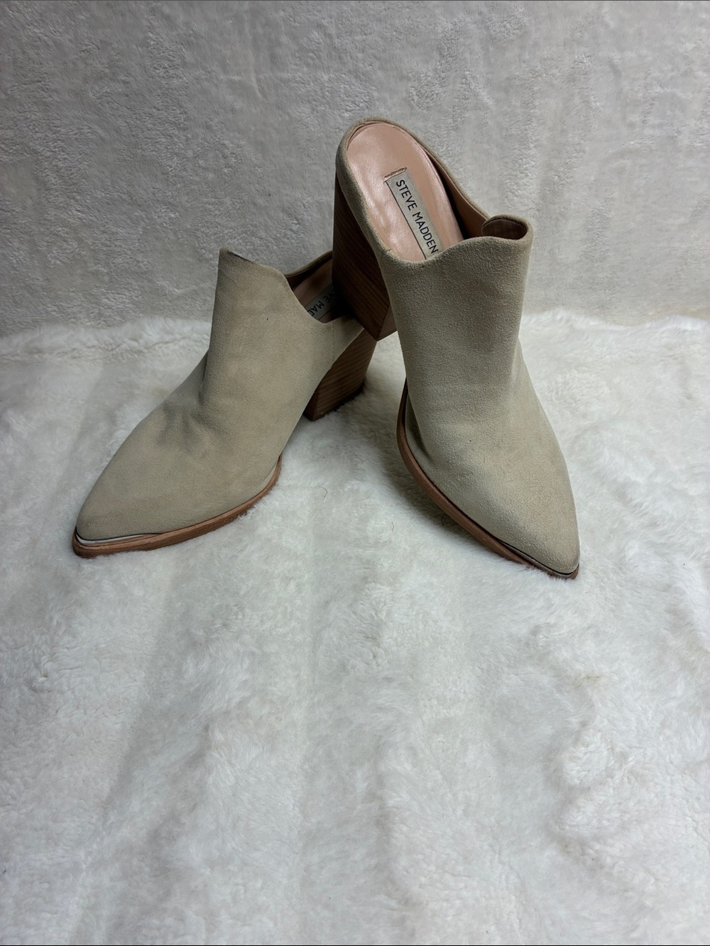 Steve Madden Neutral Beige Suede Pointed-Toe Block Heel Mules